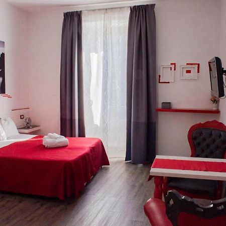 Relais Cola Di Rienzo Bed & Breakfast Rome Exterior photo