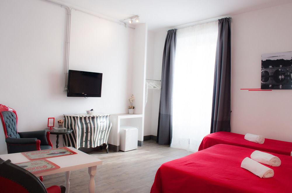 Relais Cola Di Rienzo Bed & Breakfast Rome Exterior photo
