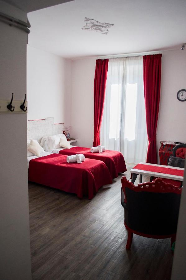 Relais Cola Di Rienzo Bed & Breakfast Rome Exterior photo
