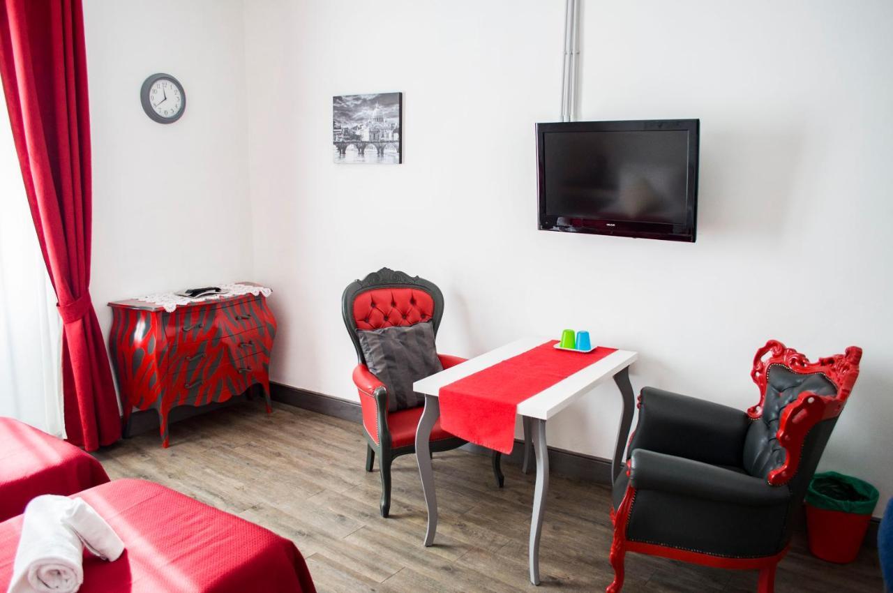 Relais Cola Di Rienzo Bed & Breakfast Rome Exterior photo