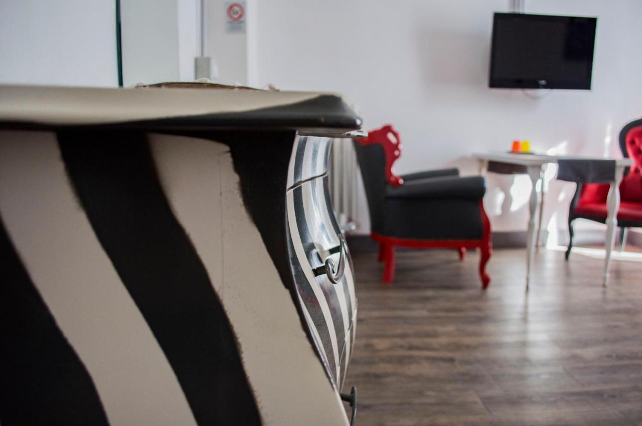 Relais Cola Di Rienzo Bed & Breakfast Rome Exterior photo
