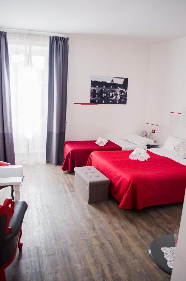 Relais Cola Di Rienzo Bed & Breakfast Rome Exterior photo