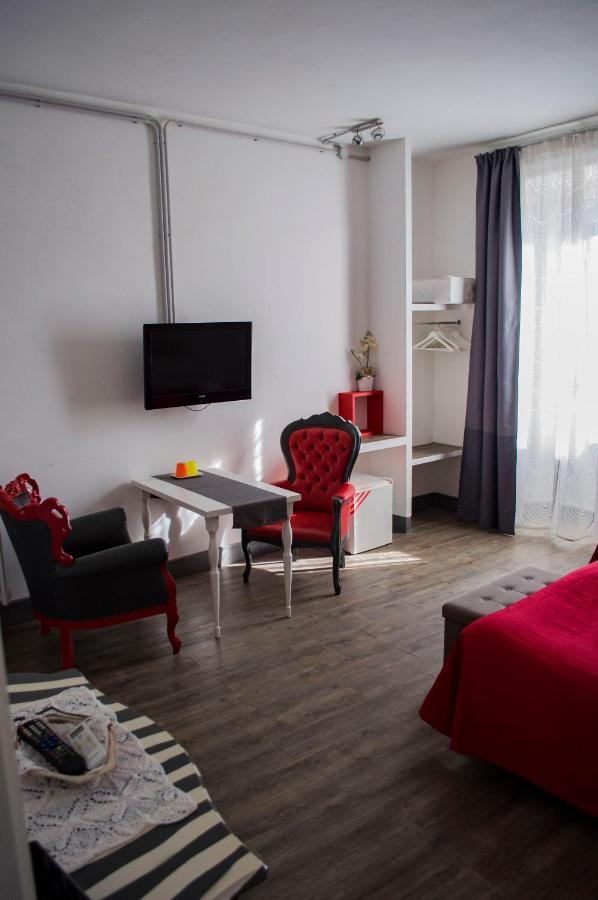Relais Cola Di Rienzo Bed & Breakfast Rome Exterior photo
