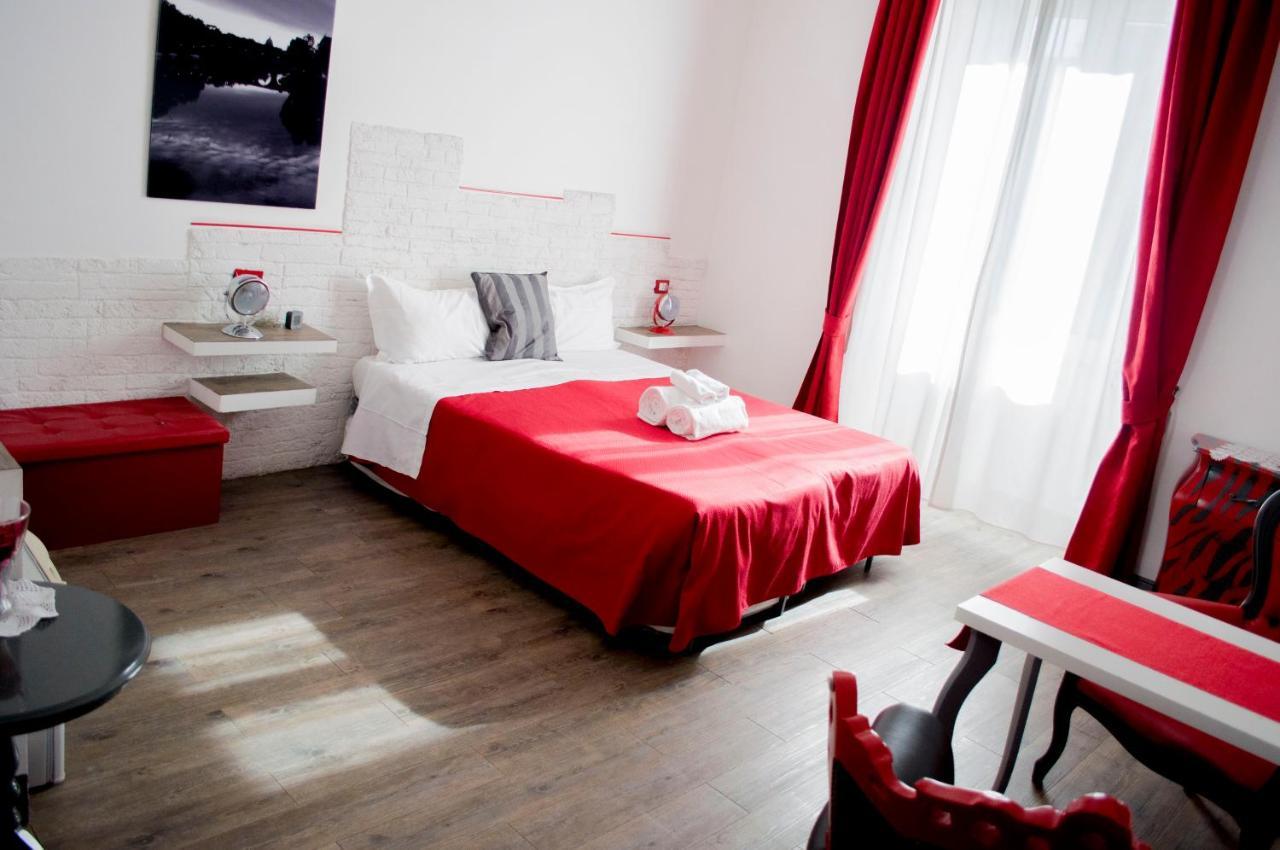 Relais Cola Di Rienzo Bed & Breakfast Rome Exterior photo